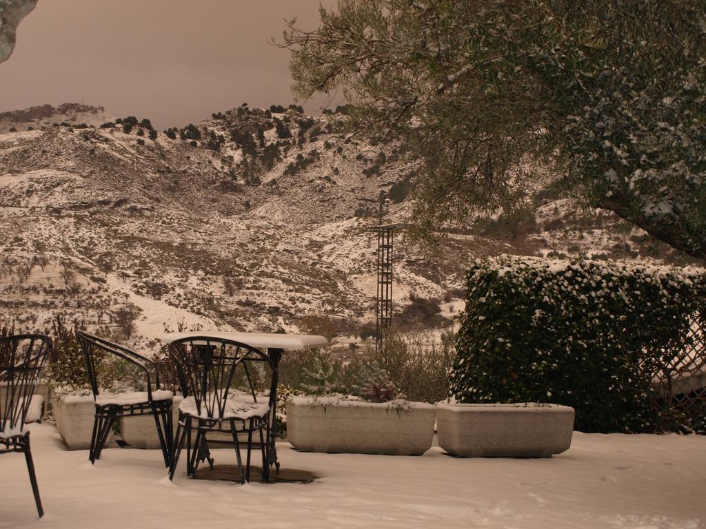 La Almunia Del Valle Monachil Kültér fotó